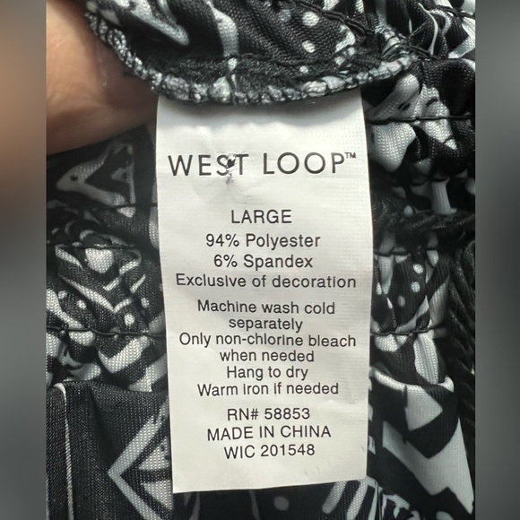 West Loop Black and White Geometric Palazzo Pants Size Large - Picture 6 of 6